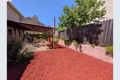 25768 Silver Canyon Ct, Castro Valley, CA 94552 - Photo 39