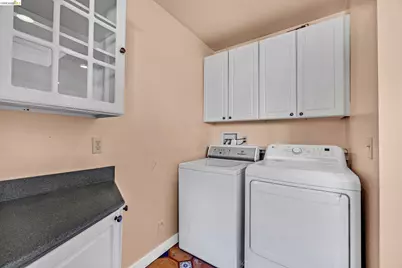 455 Arlington Ave, Berkeley, CA 94707 - Photo 13