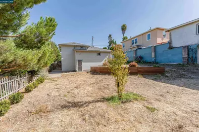756 2nd Ave, Pinole, CA 94564 - Photo 47