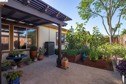 2835 Hawthorn Ct, Brentwood, CA 94513 - Photo 51