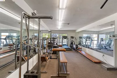 288 Whitmore #402B, Oakland, CA 94611 - Photo 41