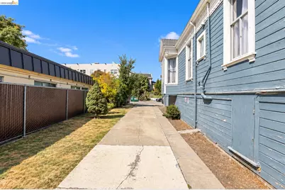 3414 Andover St, Oakland, CA 94609 - Photo 25