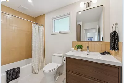 2562 Charleston St, Oakland, CA 94602 - Photo 55