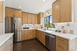 2562 Charleston St, Oakland, CA 94602 - Photo 37