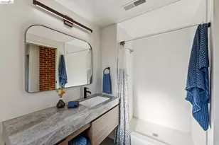 2562 Charleston St, Oakland, CA 94602 - Photo 65