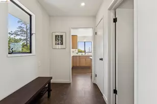 2562 Charleston St, Oakland, CA 94602 - Photo 45