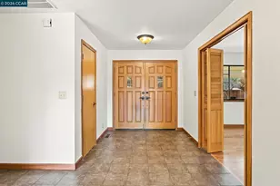 3840 Hitchcock Rd, Concord, CA 94518 - Photo 7