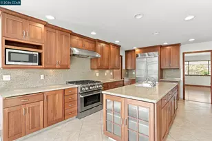 3840 Hitchcock Rd, Concord, CA 94518 - Photo 11