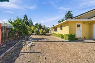 3840 Hitchcock Road, Concord, CA 94518 - Photo 33