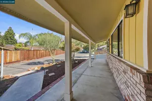 3840 Hitchcock Rd, Concord, CA 94518 - Photo 5