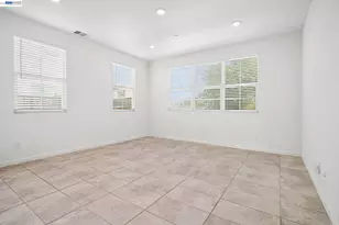 1399 Sauvignon St, Mountain House, CA 95391 - Photo 5