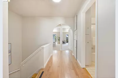 383 Joost Ave, San Francisco, CA 94131 - Photo 13