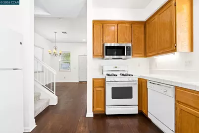 1012 Craftsman Dr, Hercules, CA 94547 - Photo 9