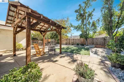 4568 Carnegie Ln, Brentwood, CA 94513 - Photo 19