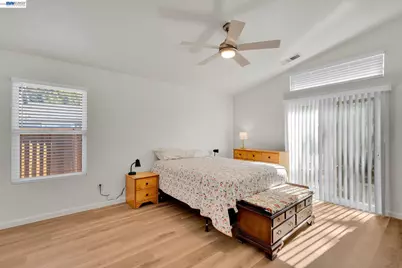 4568 Carnegie Ln, Brentwood, CA 94513 - Photo 15
