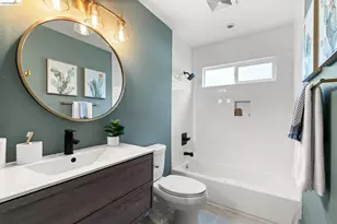 6931 Pinehaven Rd, Oakland, CA 94611 - Photo 35
