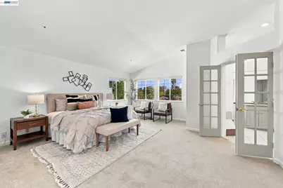 32409 Seaside Dr, Union City, CA 94587 - Photo 25