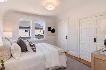 702 33rd St, Oakland, CA 94609 - Photo 31