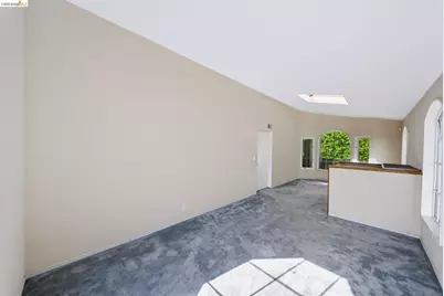 6440 Sunnymere, Oakland, CA 94605 - Photo 59