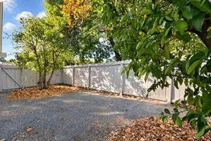 16 Dunes Ct, Antioch, CA 94509 - Photo 23