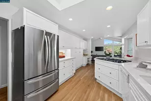 216 Sandringham Dr, Moraga, CA 94556 - Photo 23