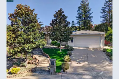 216 Sandringham Dr, Moraga, CA 94556 - Photo 1