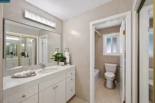 216 Sandringham Dr, Moraga, CA 94556 - Photo 27