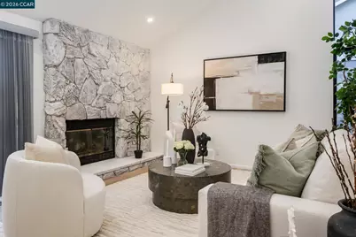 900 Augusta Dr, Moraga, CA 94556 - Photo 3