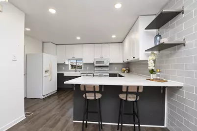 115 Roslyn Dr, Concord, CA 94518 - Photo 9