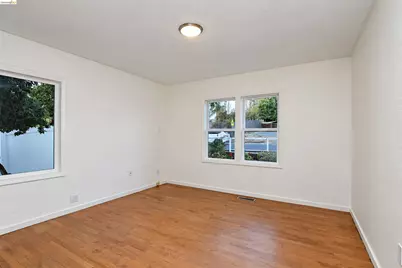 115 Roslyn Dr, Concord, CA 94518 - Photo 19