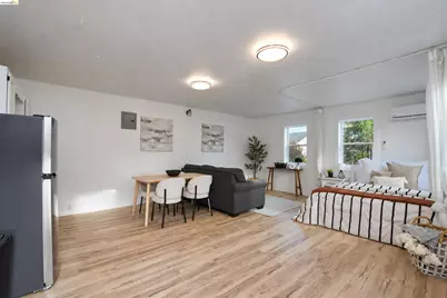 115 Roslyn Dr, Concord, CA 94518 - Photo 39