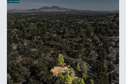 2050 Buttner Rd, Pleasant Hill, CA 94523 - Photo 17