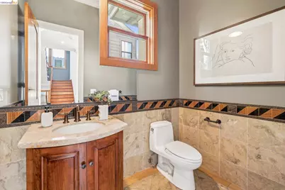 7023 Broadway Ter, Oakland, CA 94611 - Photo 39
