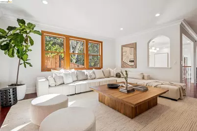 7023 Broadway Ter, Oakland, CA 94611 - Photo 33