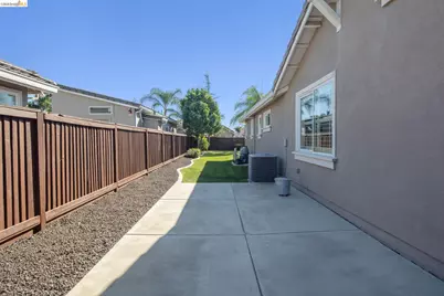 636 Ward Creek Ct, Brentwood, CA 94513 - Photo 35