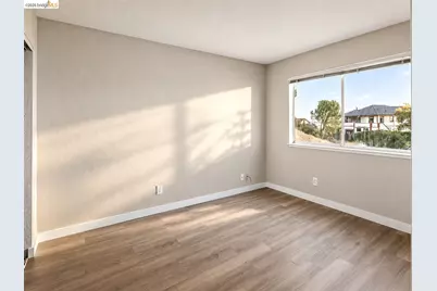 104 Bridgeview Ct, Crockett, CA 94525 - Photo 27