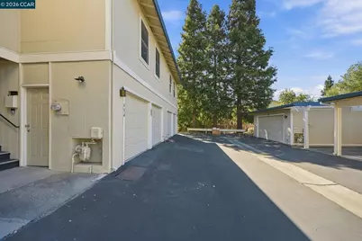 454 Holiday Hills Dr, Martinez, CA 94553 - Photo 25