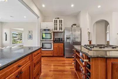 1109 Sterling Ave, Berkeley, CA 94708 - Photo 43