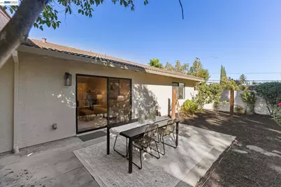 402 Vineyard Pl, Pleasanton, CA 94566 - Photo 33