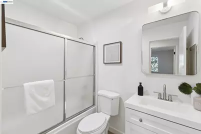 402 Vineyard Pl, Pleasanton, CA 94566 - Photo 29
