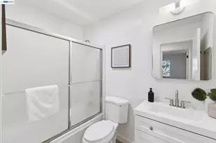 402 Vineyard Pl, Pleasanton, CA 94566 - Photo 29