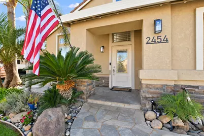 2454 Pacific Grove Ct, Discovery Bay, CA 94505 - Photo 7