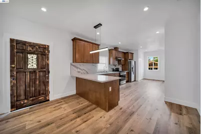 3035 Logan St, Oakland, CA 94601 - Photo 7