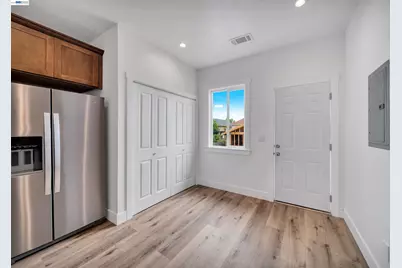 3035 Logan St, Oakland, CA 94601 - Photo 13