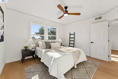 3039 Kansas St, Oakland, CA 94602 - Photo 27