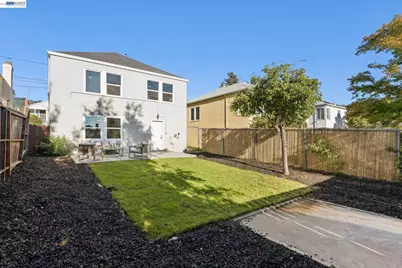 3039 Kansas St, Oakland, CA 94602 - Photo 61