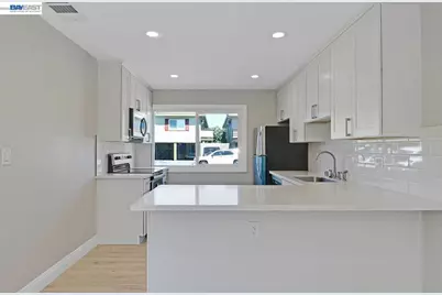 1631 Frisbie Ct, Concord, CA 94520 - Photo 5