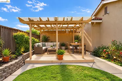 4265 Dorman Rd, Pleasanton, CA 94588 - Photo 25