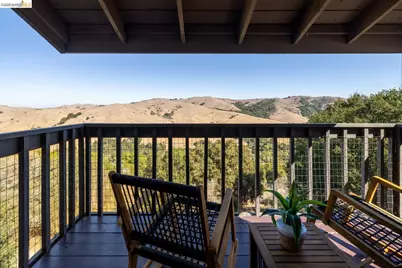 104 Vista Heights Rd, El Cerrito, CA 94530 - Photo 17