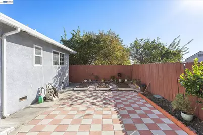 19431 Garrison Ave, Castro Valley, CA 94546 - Photo 55